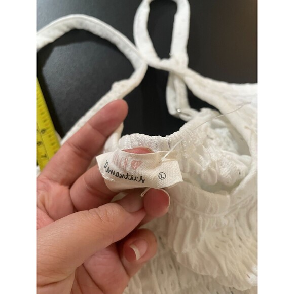 NEW Urban Romantics Women’s Spaghetti Strap OffWhite Blouse Lacey Semi Sheer L - Picture 9 of 11